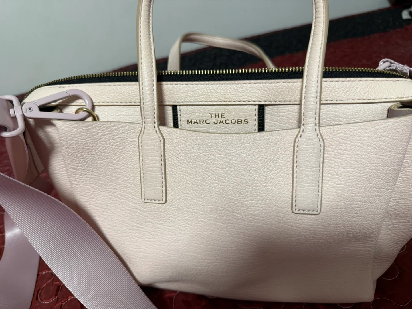 The Marc Jacobs Pink Leather Tote Bag with Crossbody Strap - photo 2