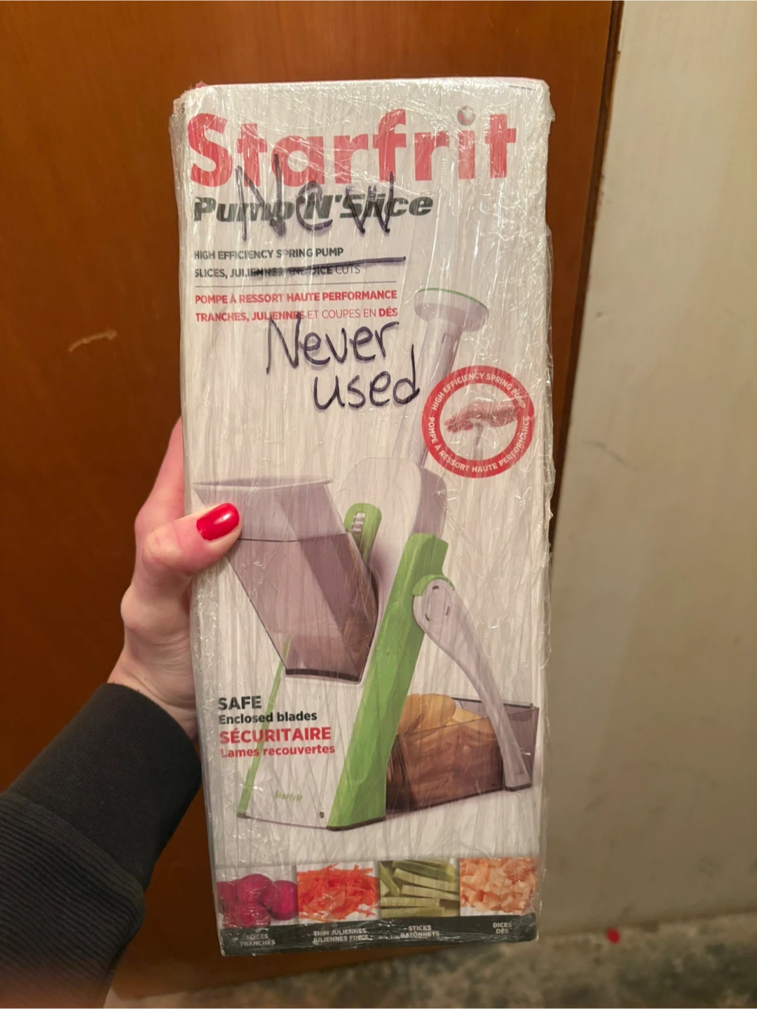 Starfrit Pump'n Slice Mandoline Slicer