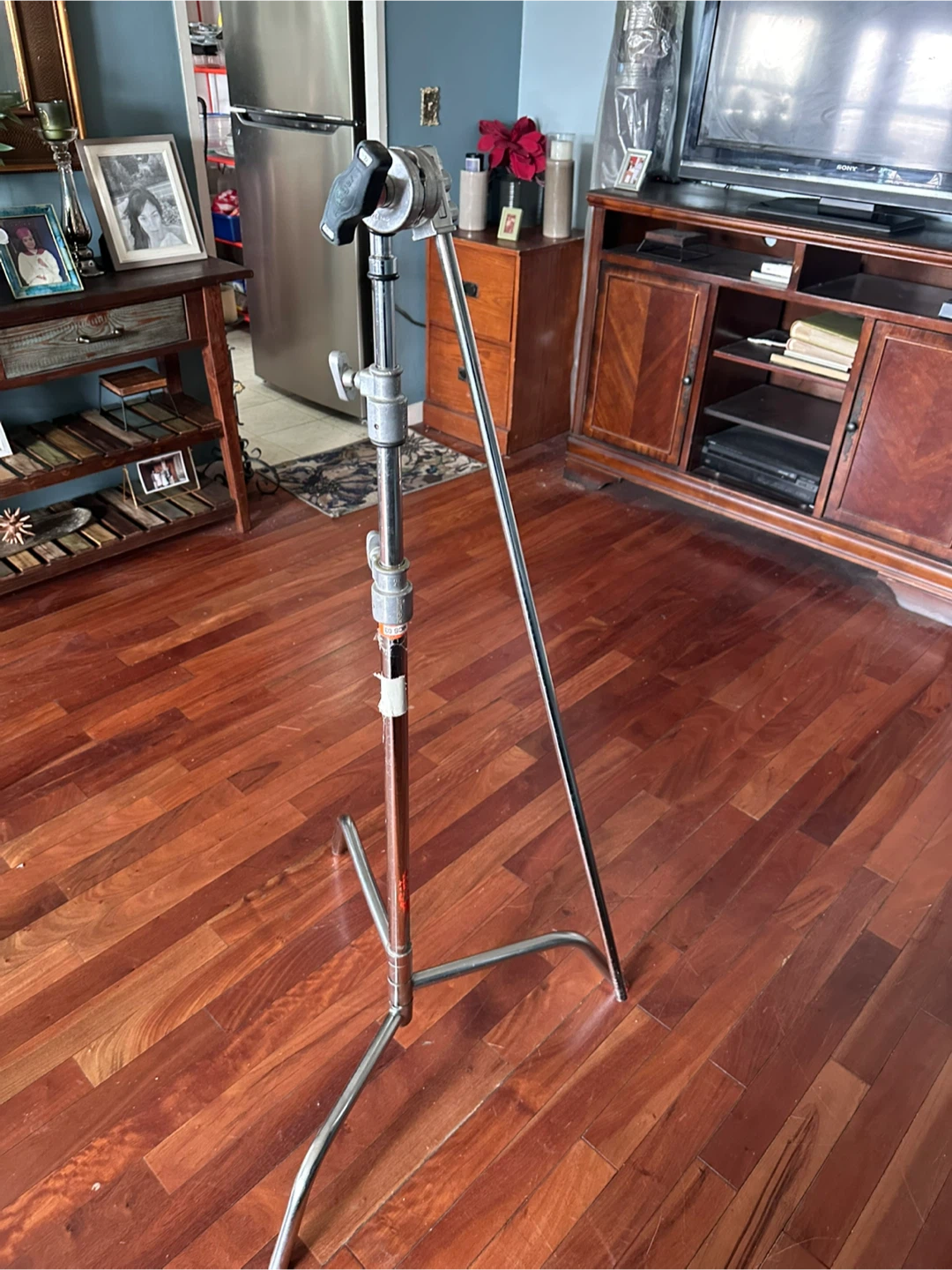 Matthews 40” C-Stand w/ Turtle Base + Arm