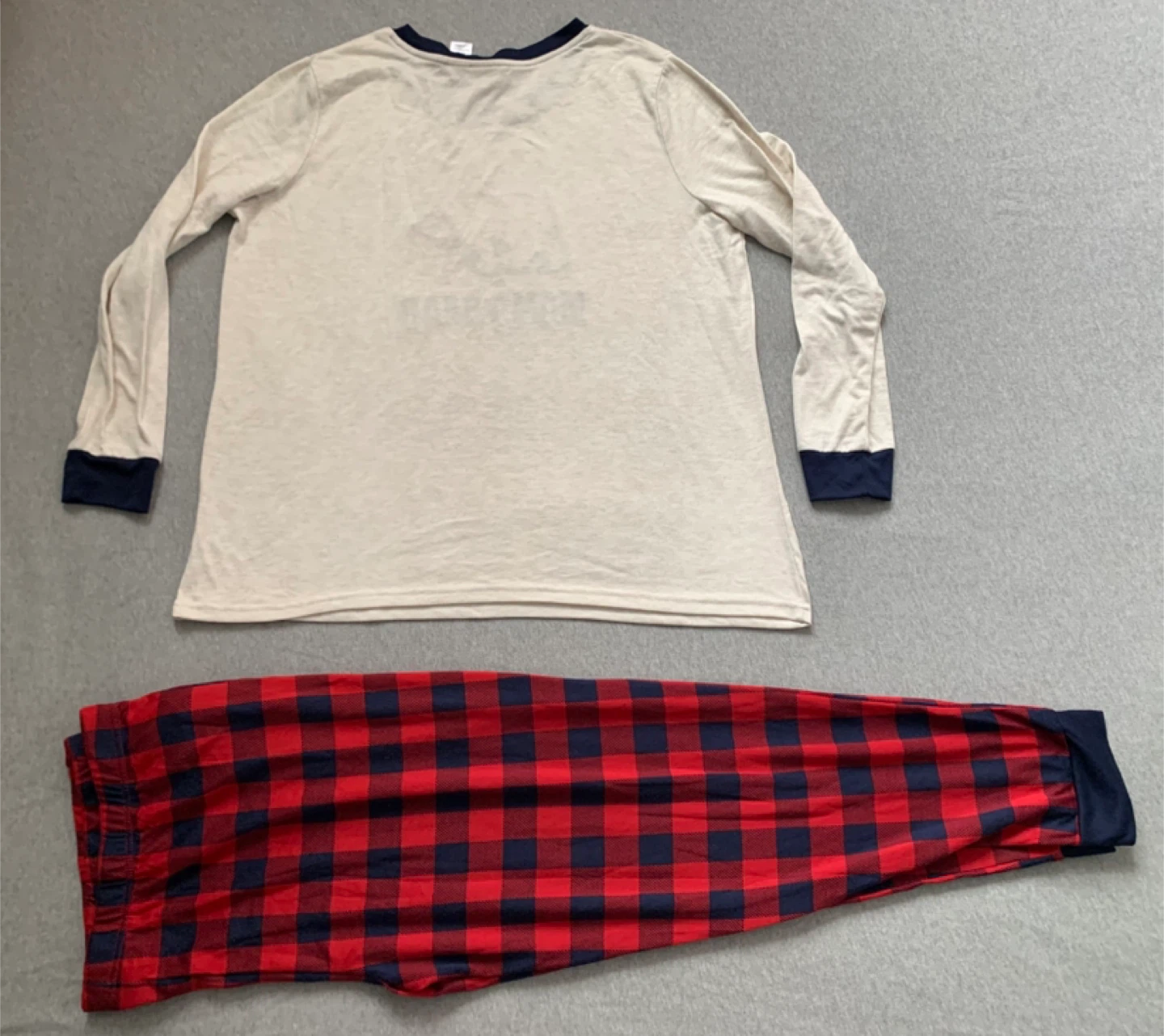 Winter ‘Mama Bear’ Pajamas Set - Size 2X 🥕 - photo 2
