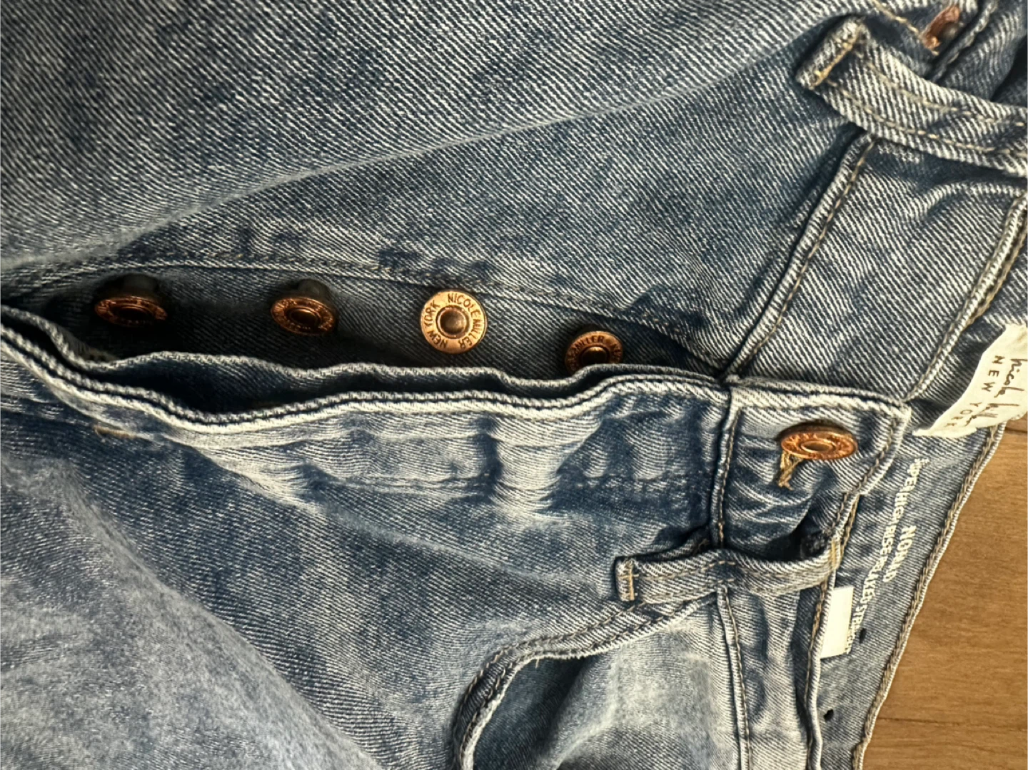 Nicole Miller Relaxed Straight Jeans Size 8 - photo 3