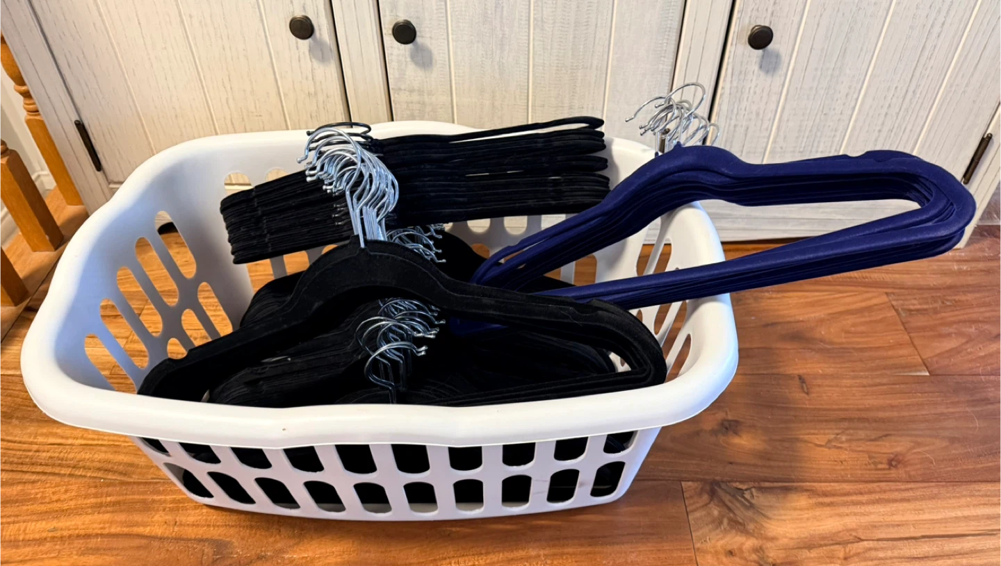 Velvet Hangers - 80 x Black, 9 Blue - photo 3