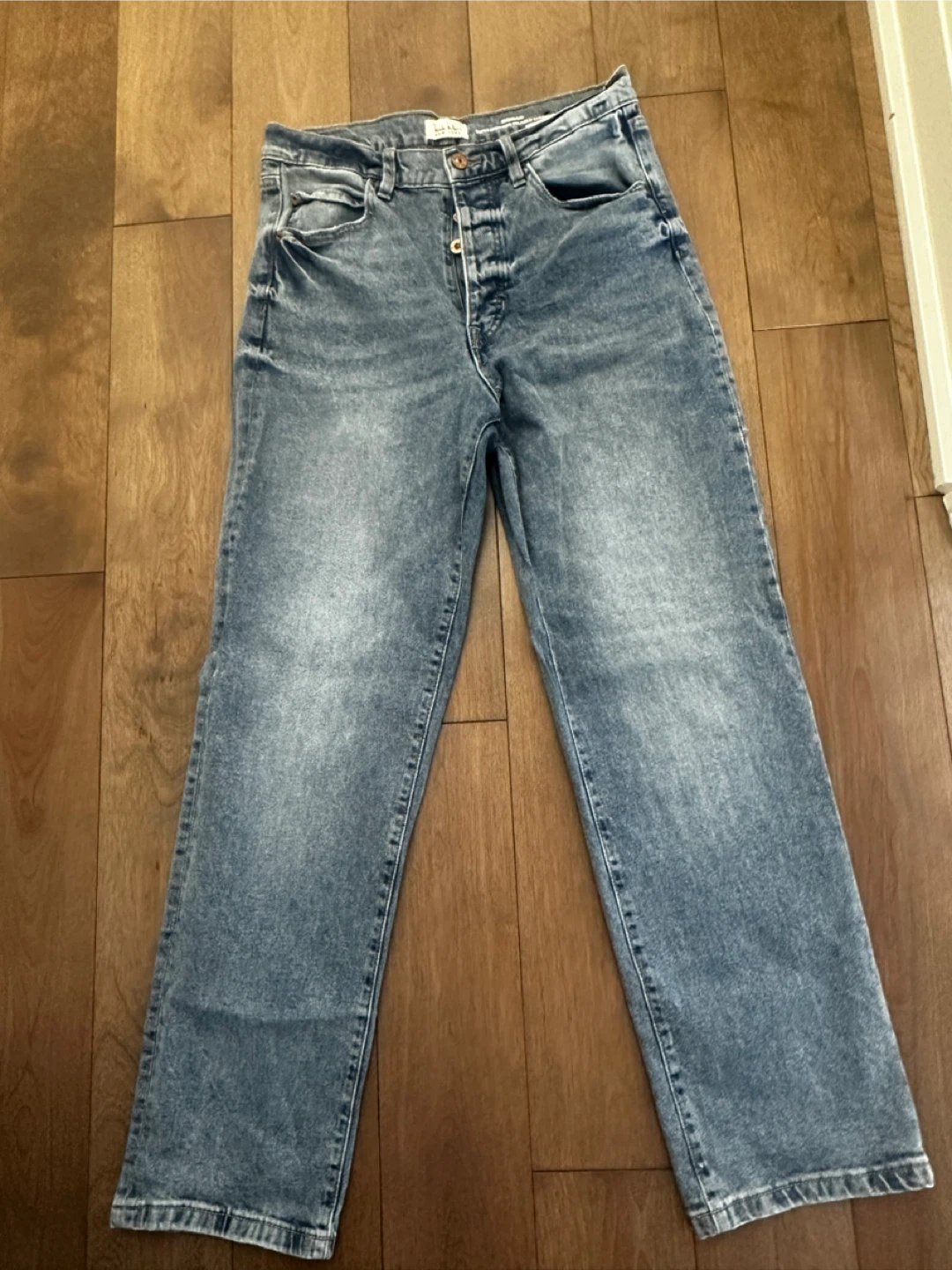Nicole Miller Relaxed Straight Jeans Size 8 - photo 2