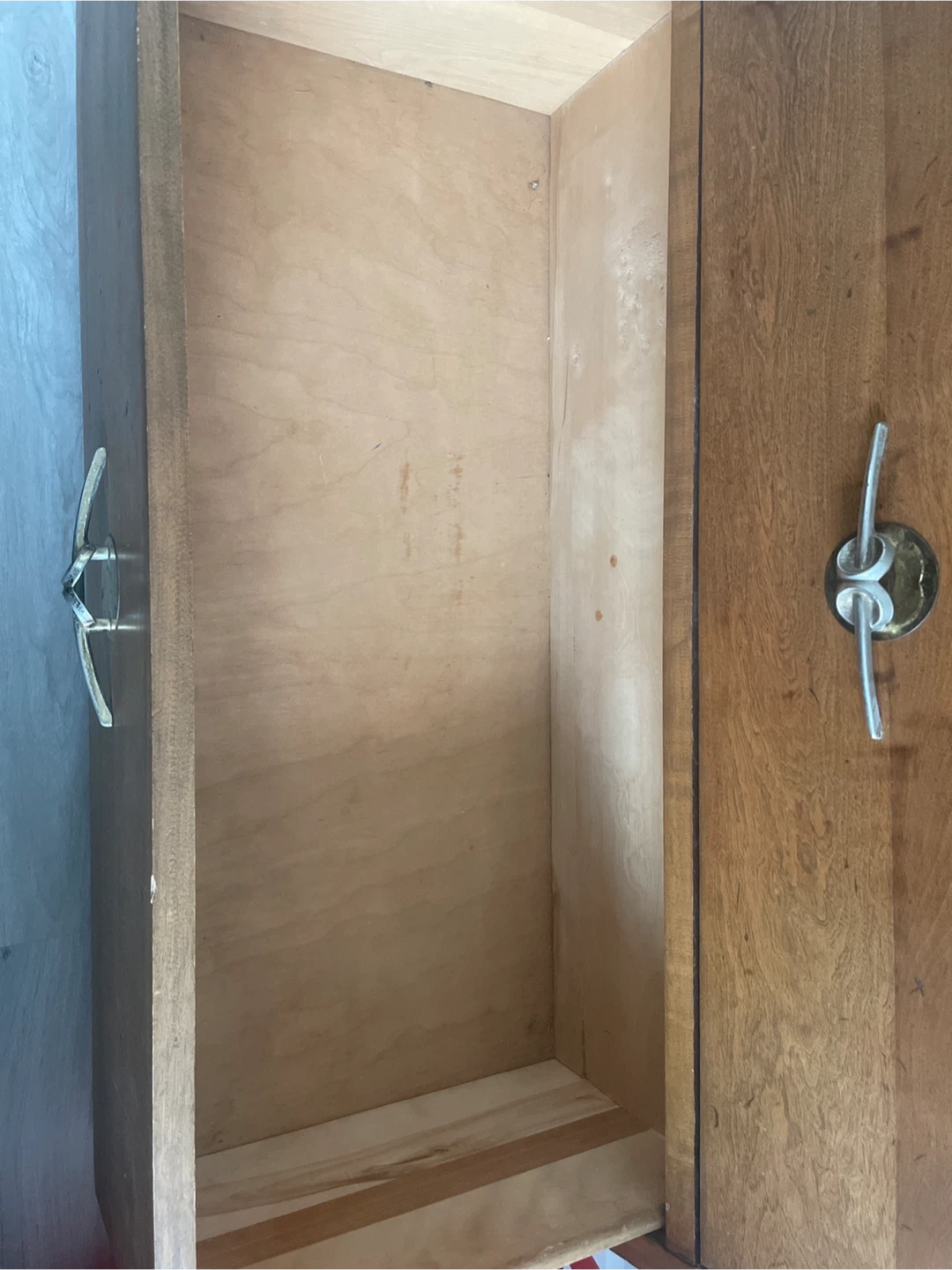 Wooden Dresser with 3 Drawers - photo 3