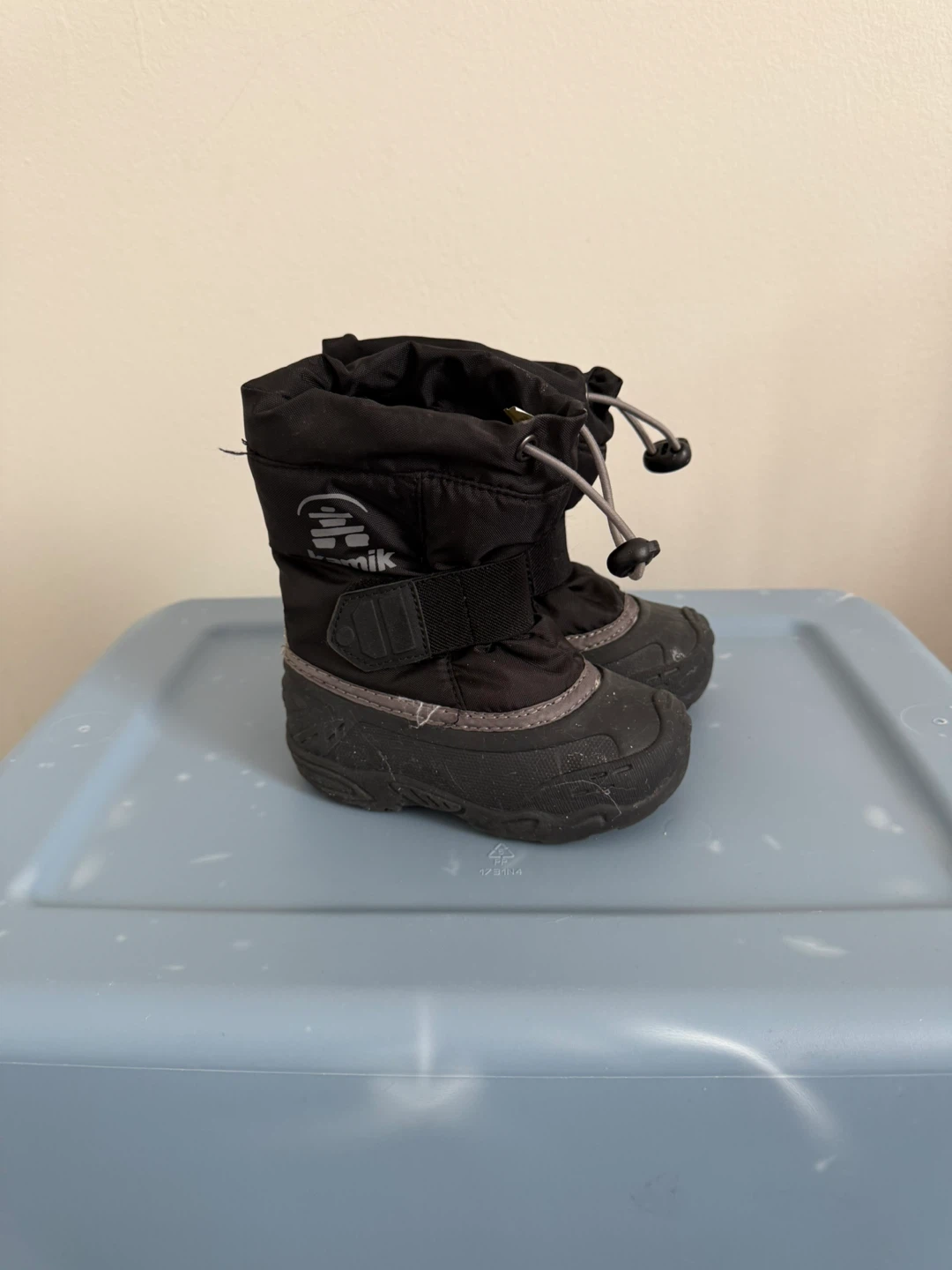 Kamik FLYNN Kids Winter Boots - Black - Size 6 - photo 3