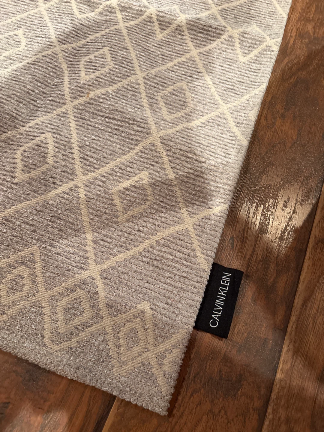 Calvin Klein Geometric Diamond Accent Rug - photo 2