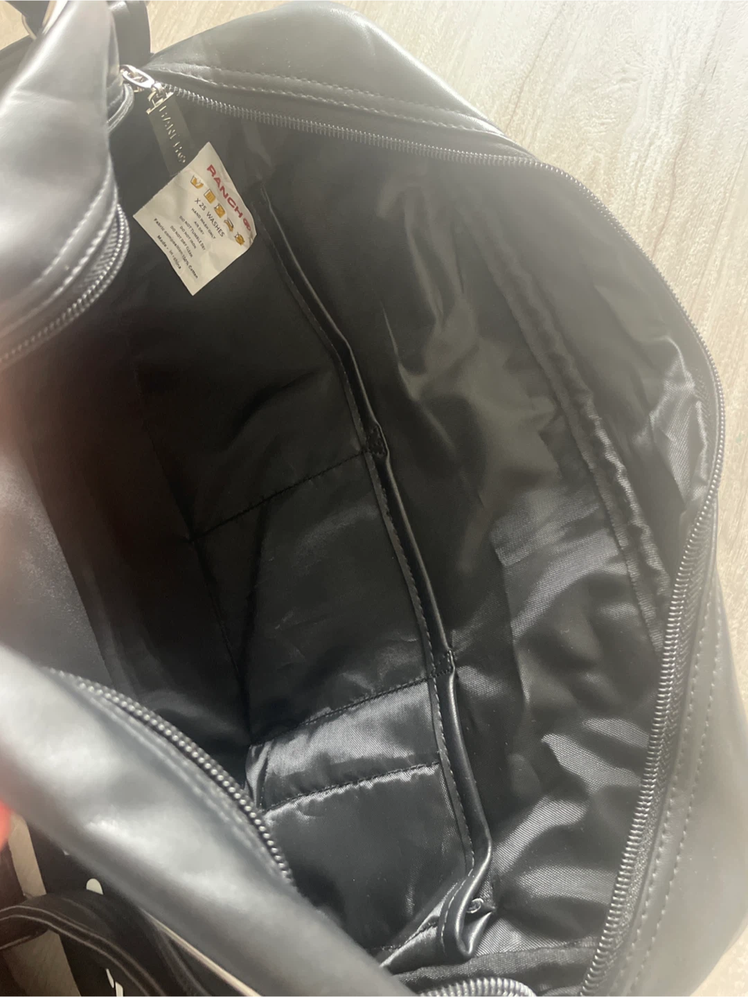 Brand new! Ranch Collection Black Messenger Bag - photo 2