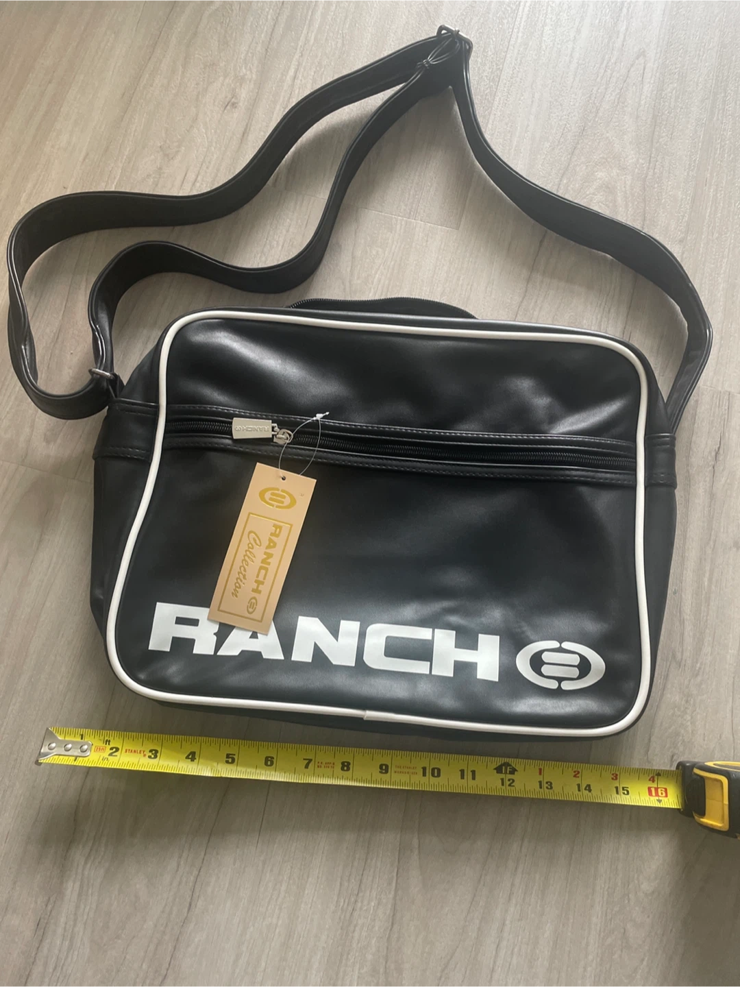 Brand new! Ranch Collection Black Messenger Bag - photo 3