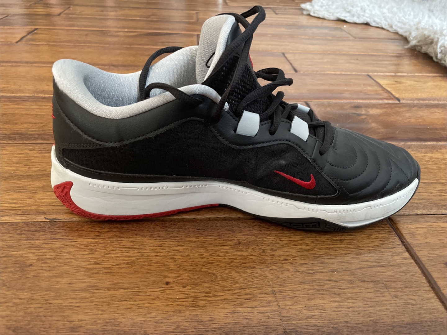 Nike DX4985-004 Basketball Shoes - photo 4