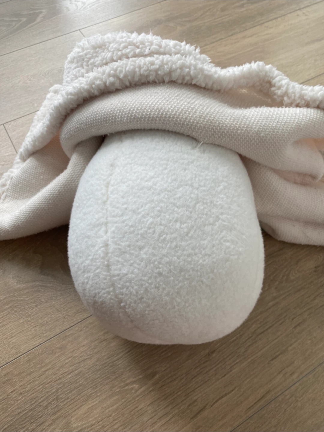 White Sherpa Ghost Plush Toy from Indigo - photo 3