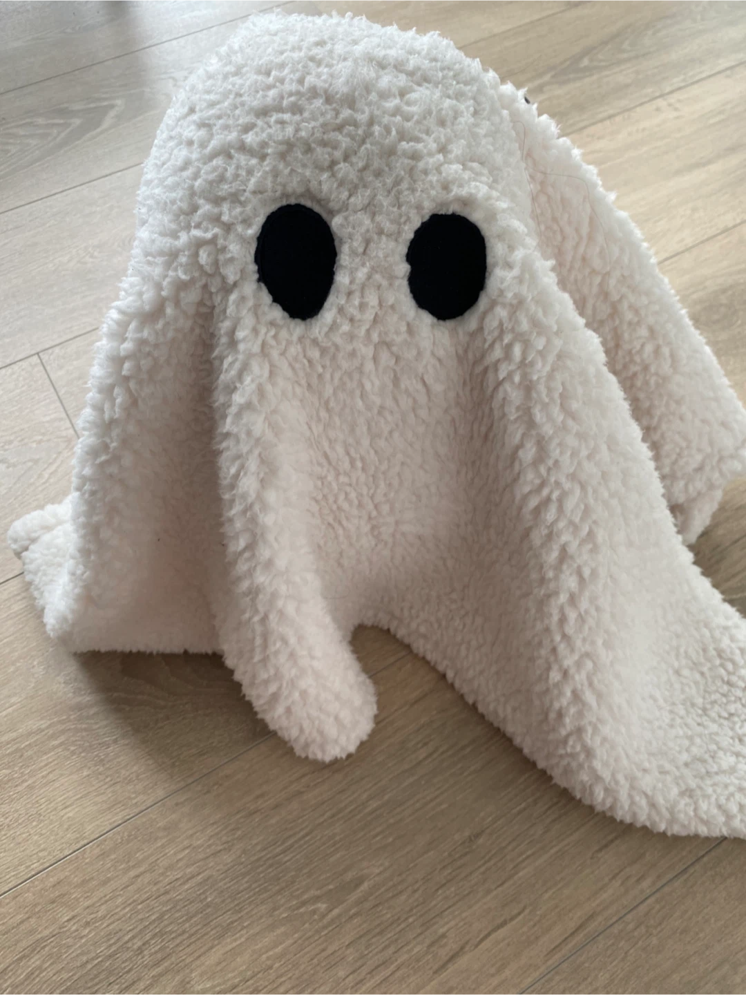 White Sherpa Ghost Plush Toy from Indigo - photo 2