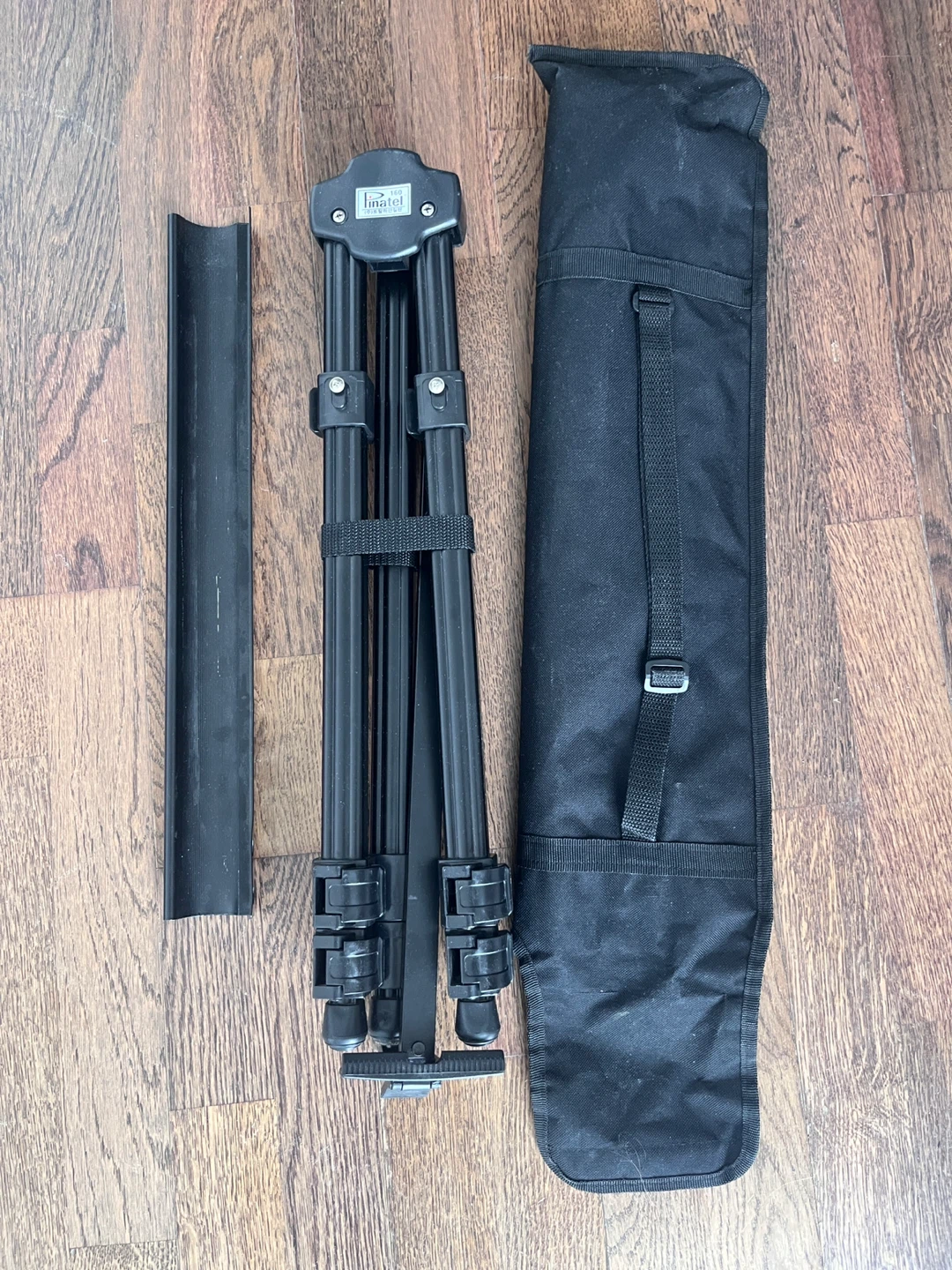 BlackMetal Tripod Easel - photo 3