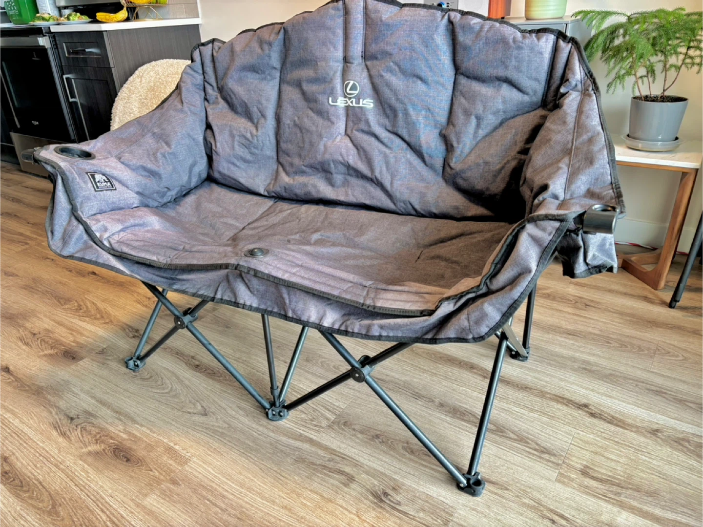 Kuma 2 seater love seat portable