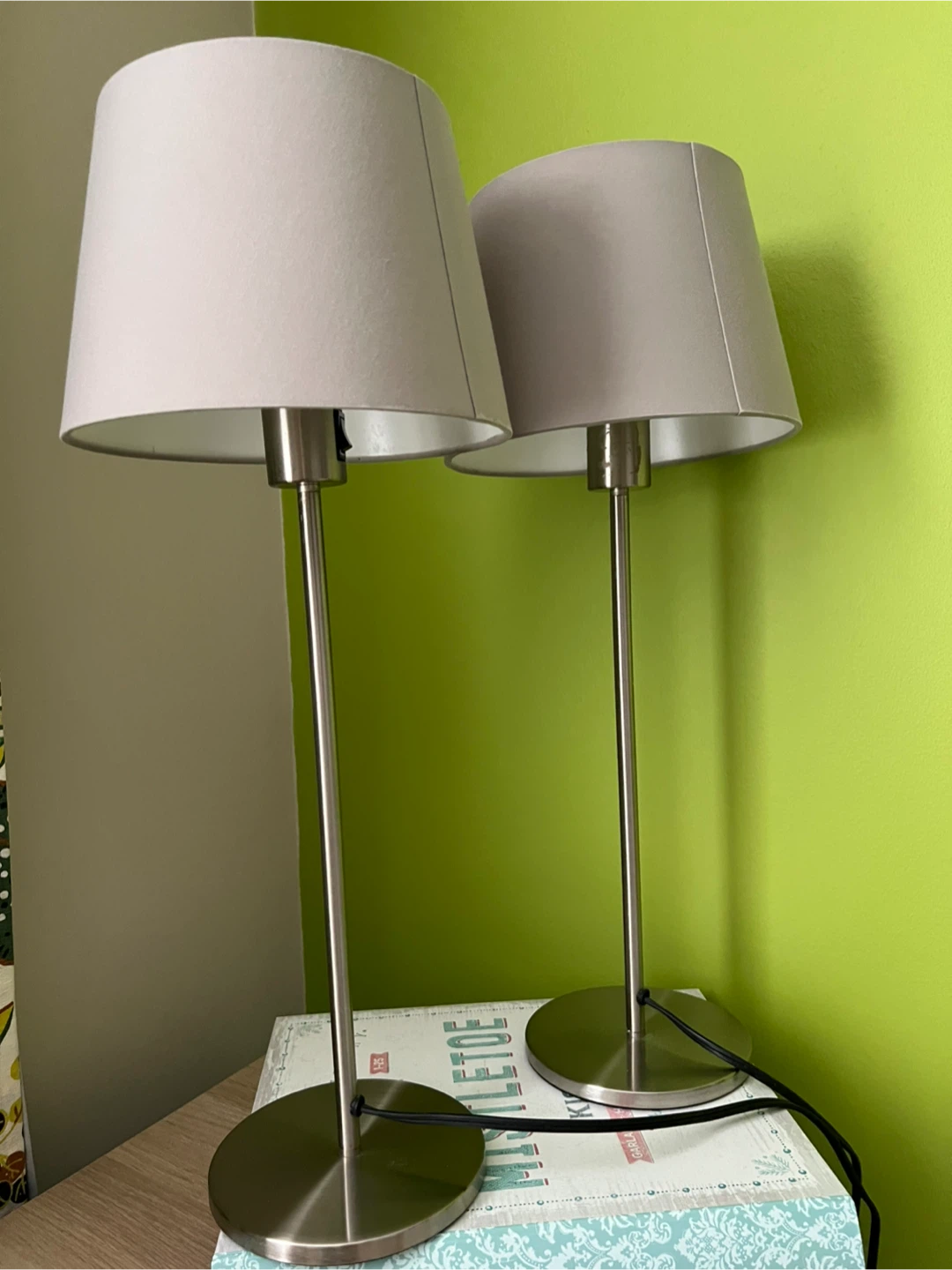 Set of 2 Silver Table Lamps with White Shades - photo 3