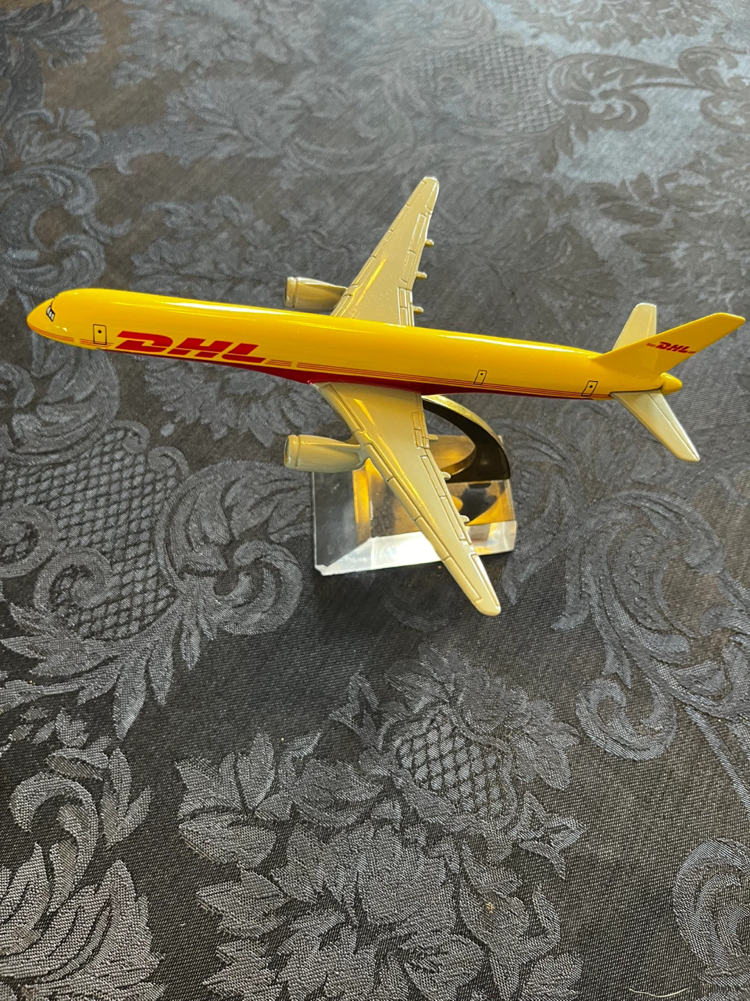 DHL Airplane Model
