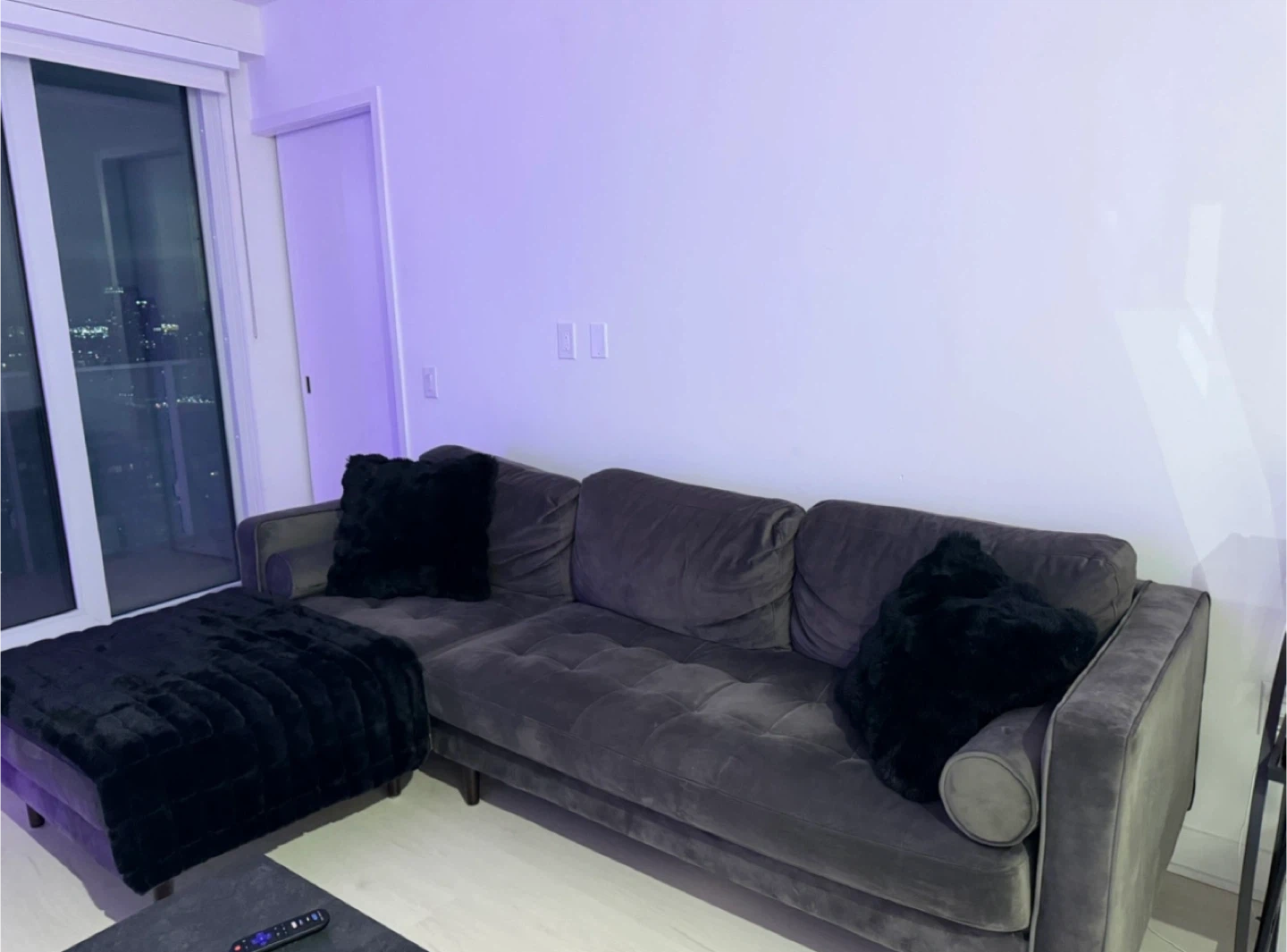 Structube Kinsey Sectional Sofa - photo 2