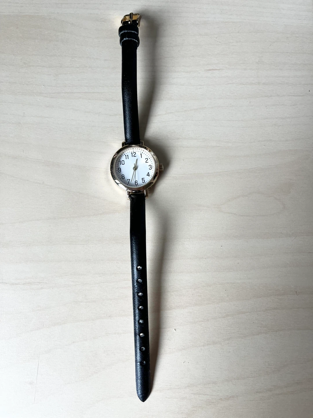 🥕Women's Black Analog Wristwatch