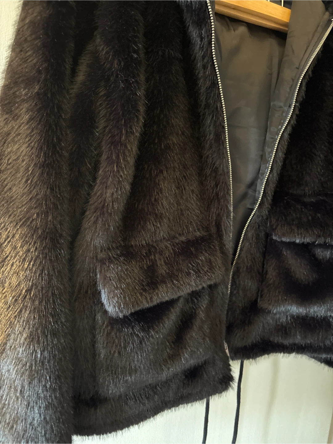 H&M Black Faux Fur Hooded Jacket XL - photo 2