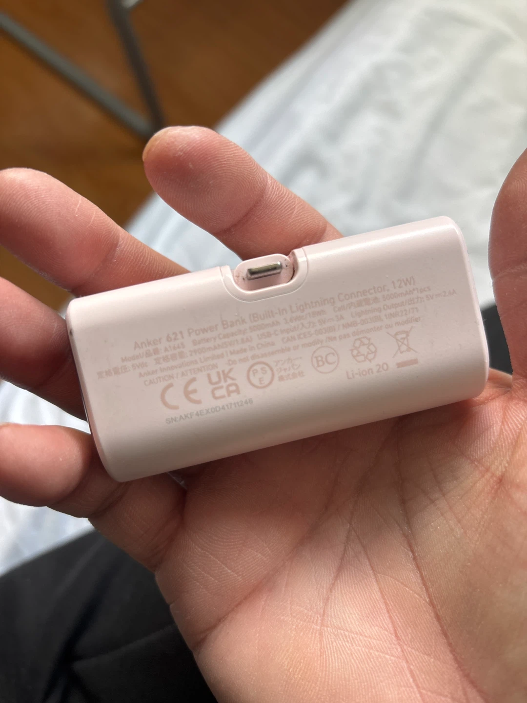 Anker 621 Power Bank (Built-in Lightning Connector) - photo 2