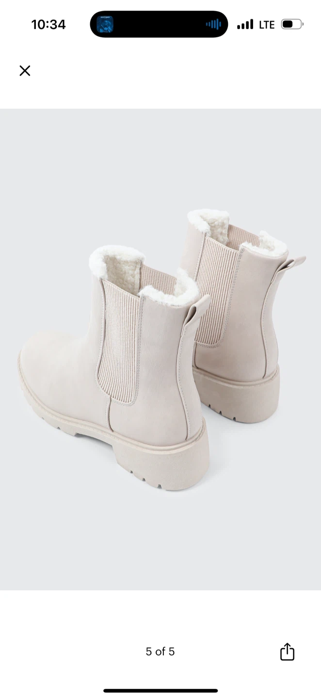 Women's Cream Faux Leather Chelsea Boots - Size 8 - photo 4