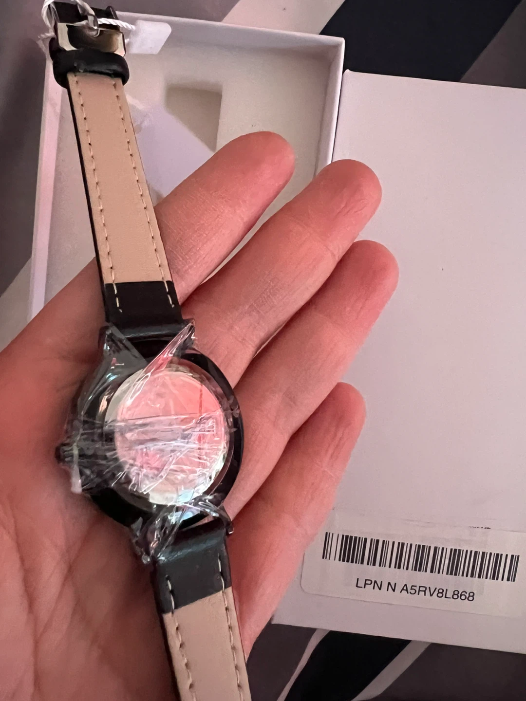 SK SHENGKE Black Leather Strap Women's Watch - photo 4