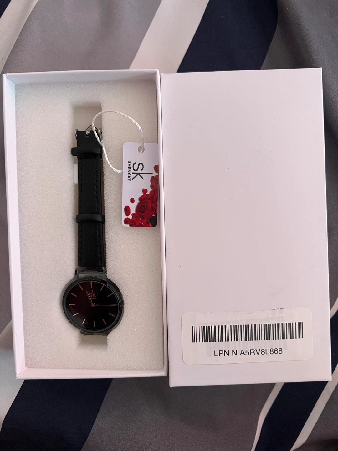 SK SHENGKE Black Leather Strap Women's Watch - photo 3