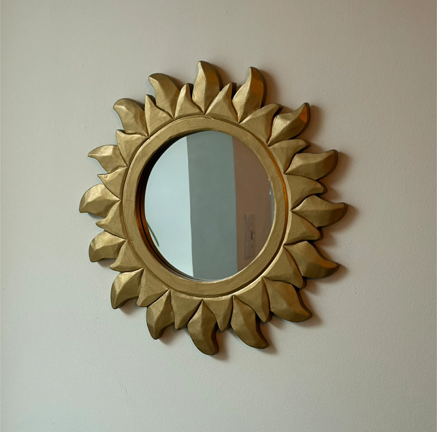Gold Sunburst Wall Mirror