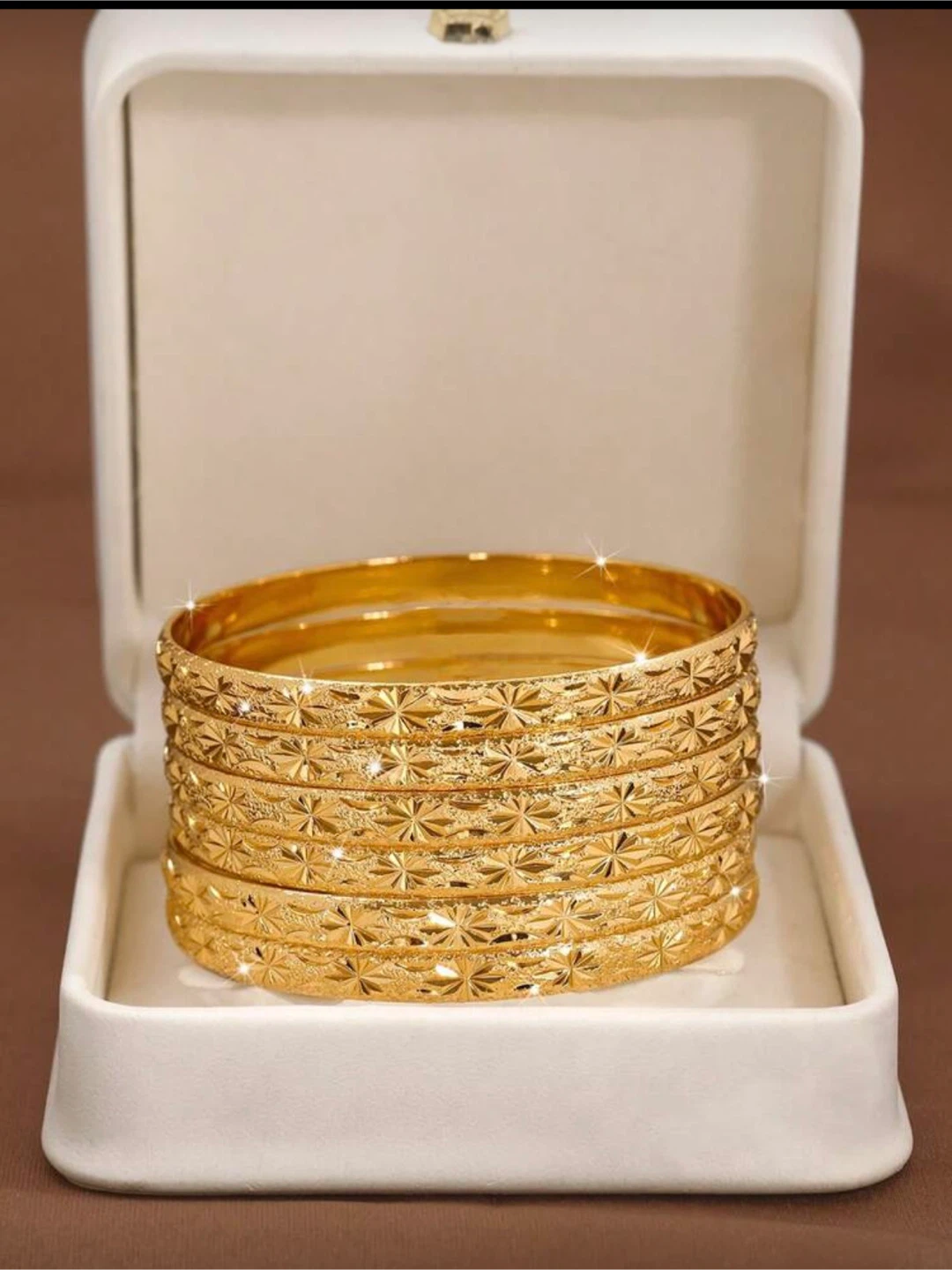 Set of 6 Gold plated Bangles, bracelet