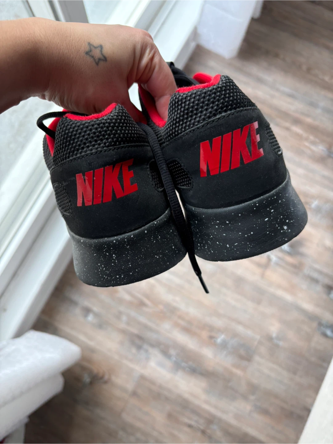 Nike Men's Black Running Shoes - photo 2
