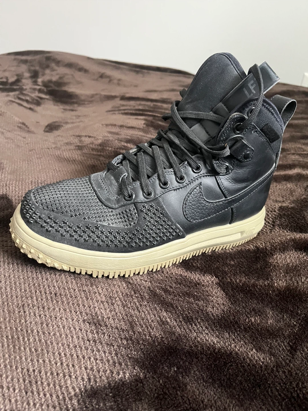 Nike Air Force 1 High Top Boots