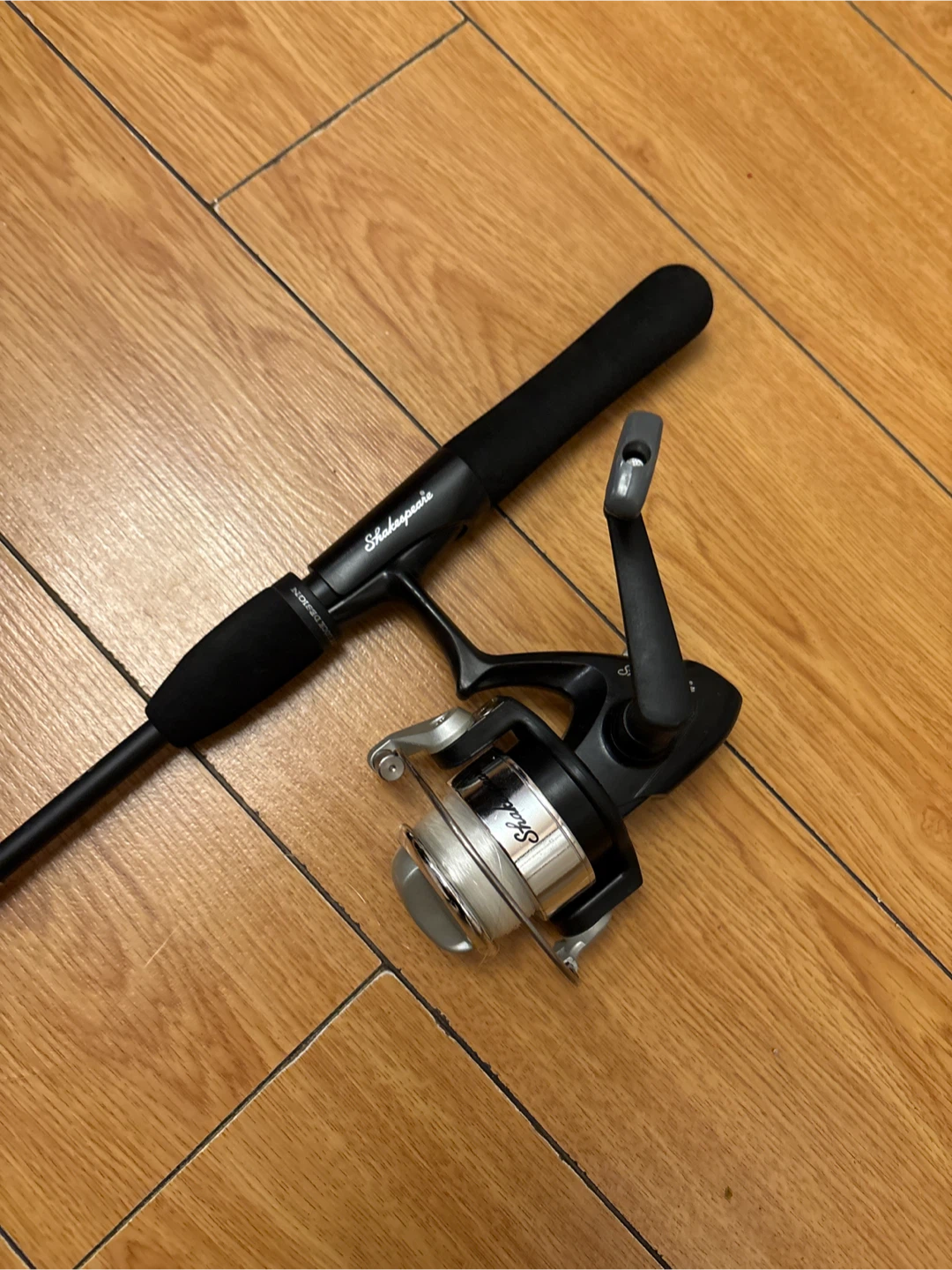Shakespeare Fishing Rod and Reel Combo - photo 2