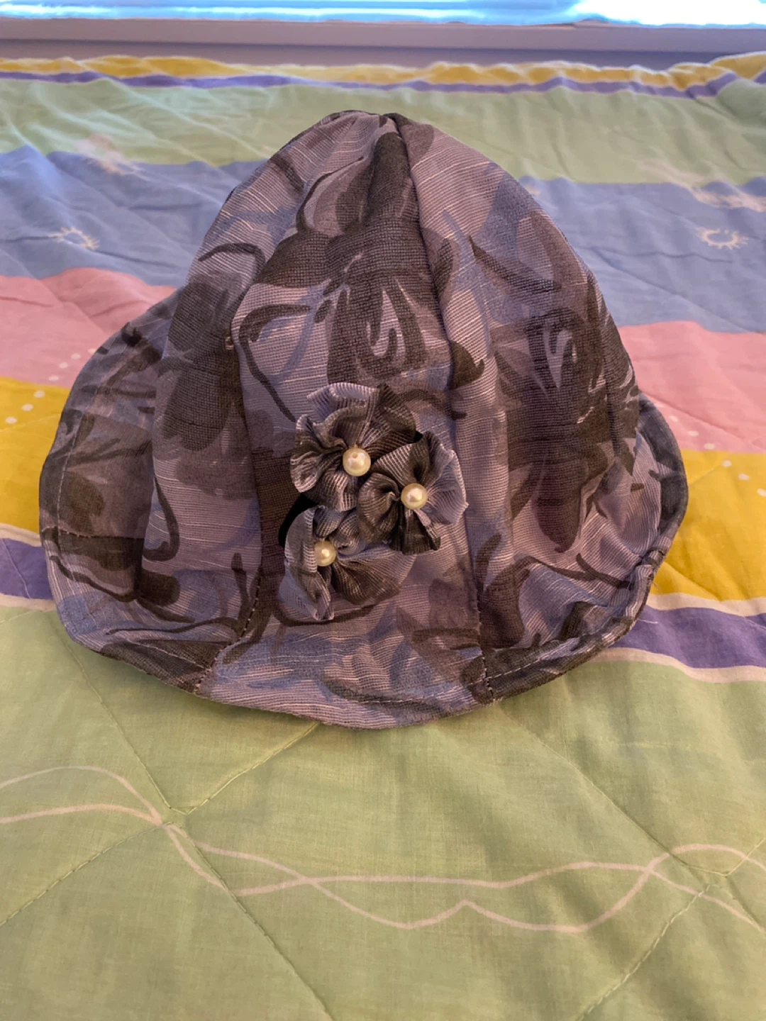 Woman Bucket Hat with Floral Applique
