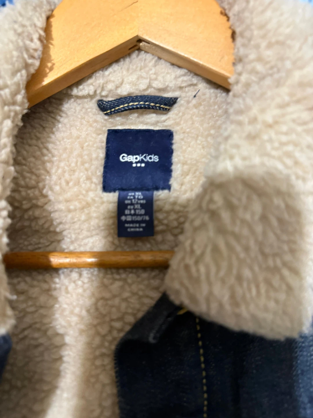 GapKids Sherpa Lined Denim Jacket - photo 2