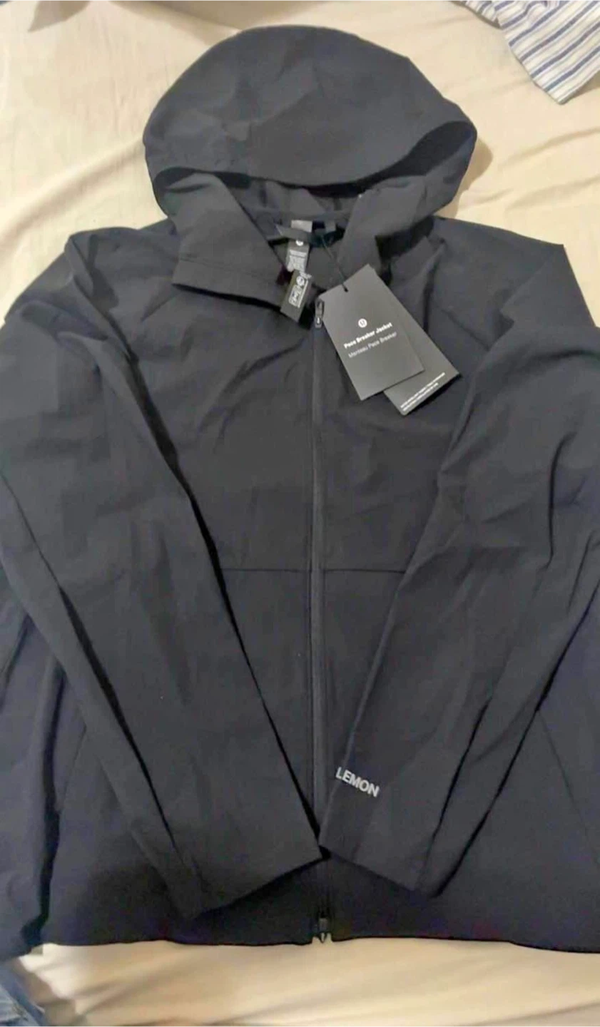 Lulu pacer jacket