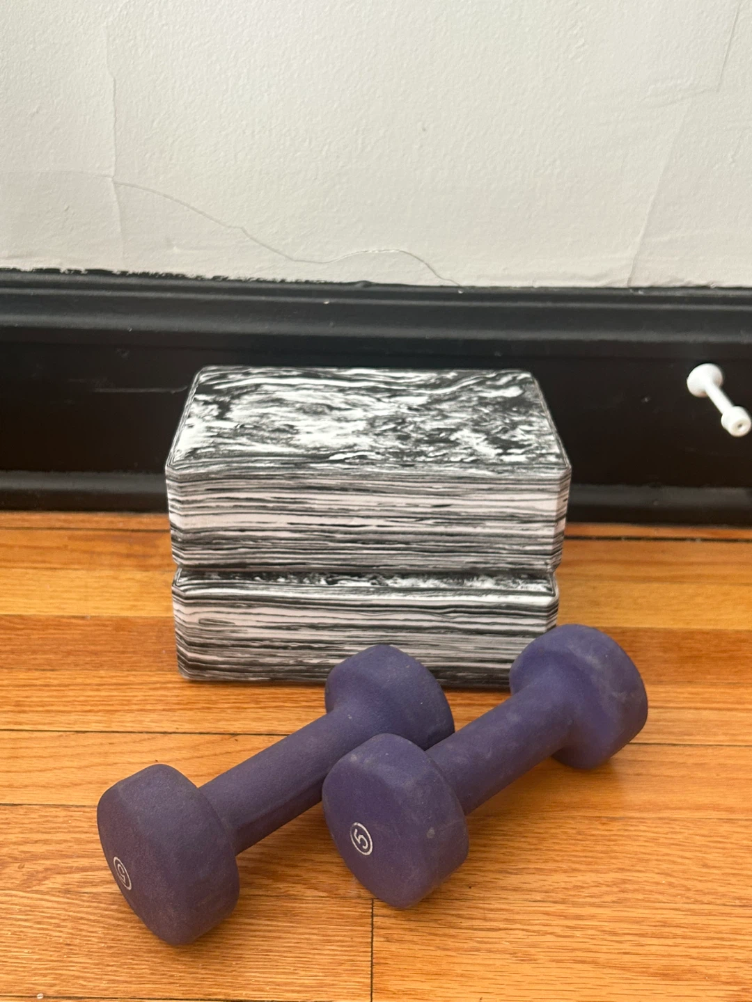 2 x 5 lb Dumbbells and Yoga Block Set