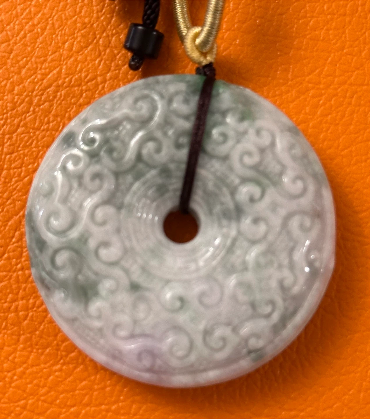 Jade authentic Donut Pendant with Flower Design - photo 2