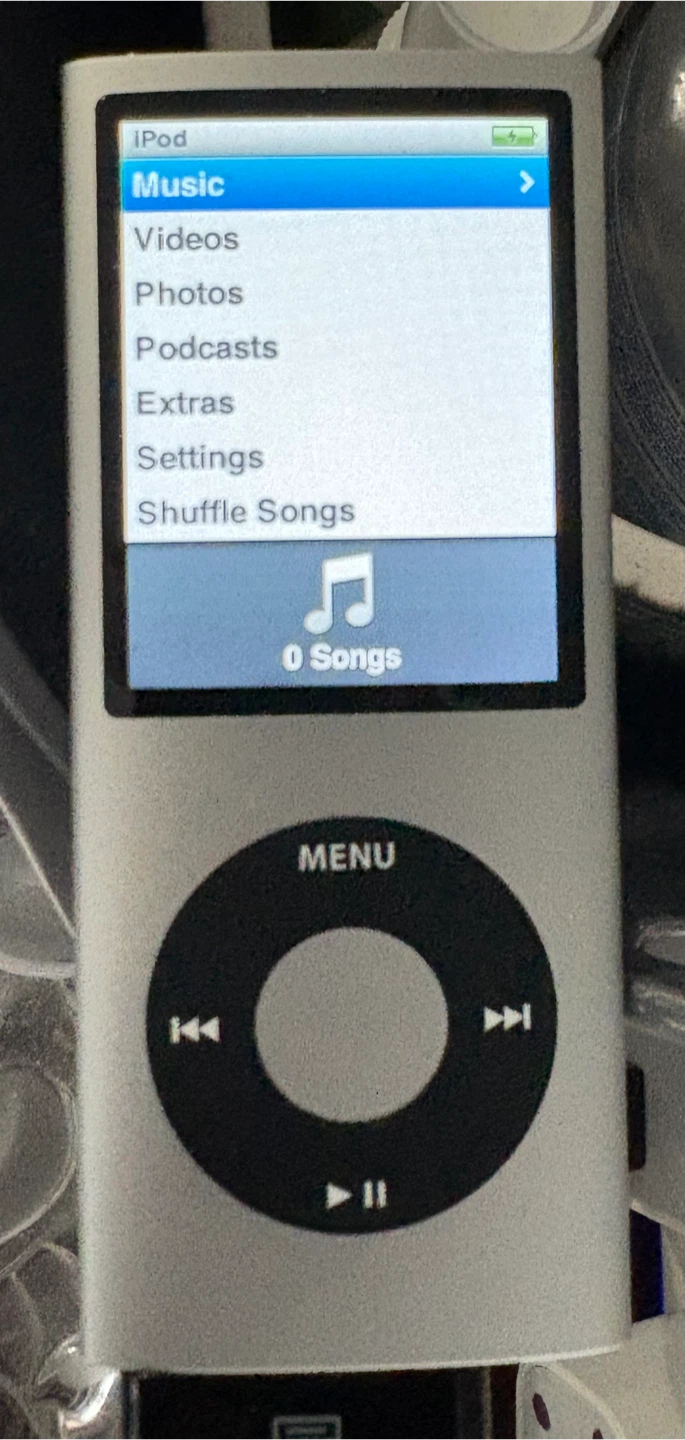 Apple iPod Nano 4th Gen limited 4GB Silver - photo 4