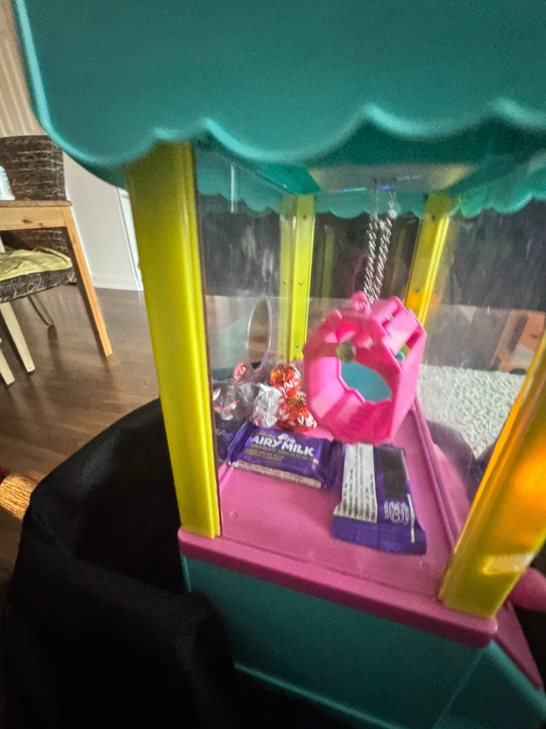 The Original Moj Moj Claw Machine Toy - photo 2
