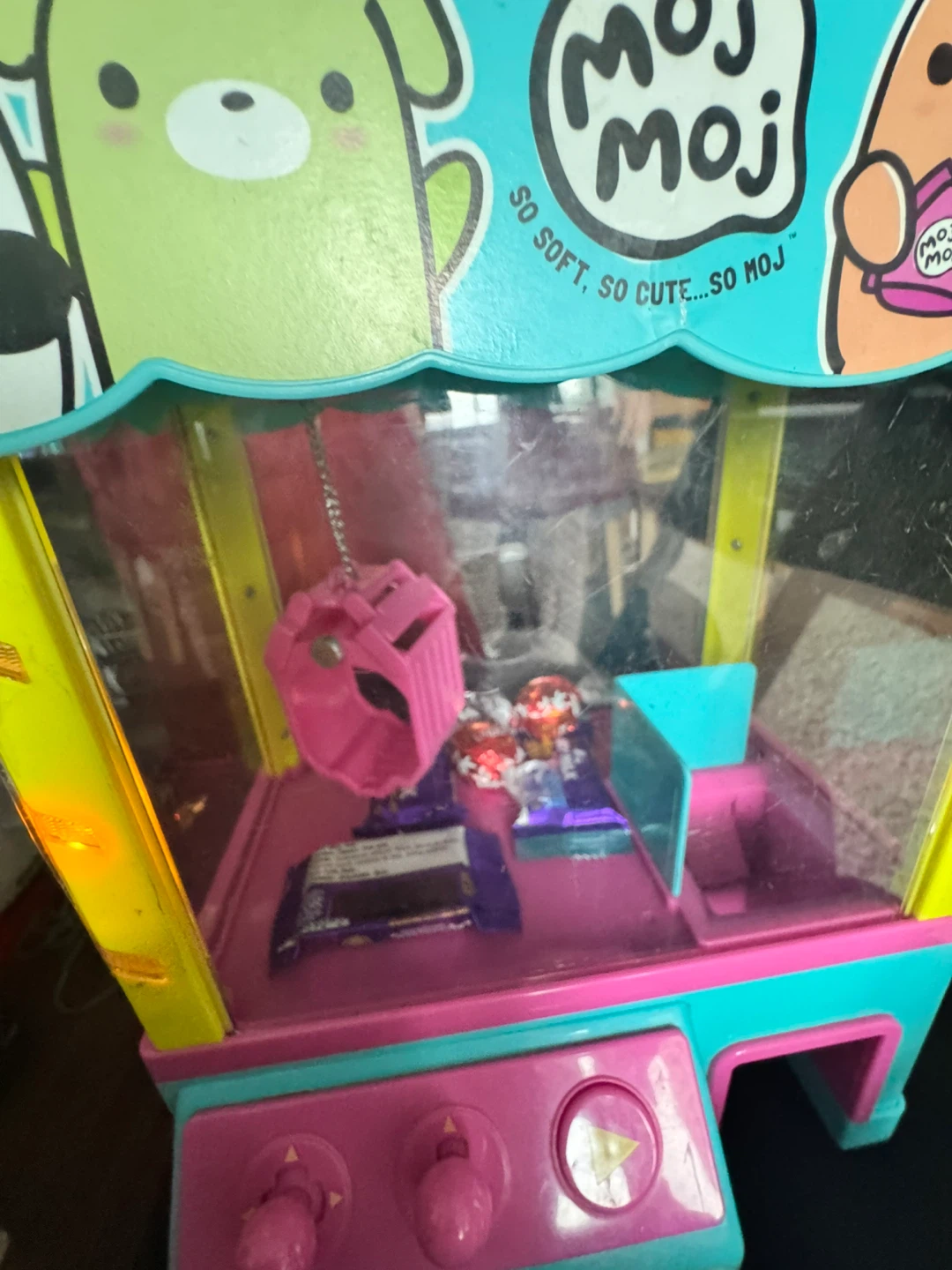 The Original Moj Moj Claw Machine Toy