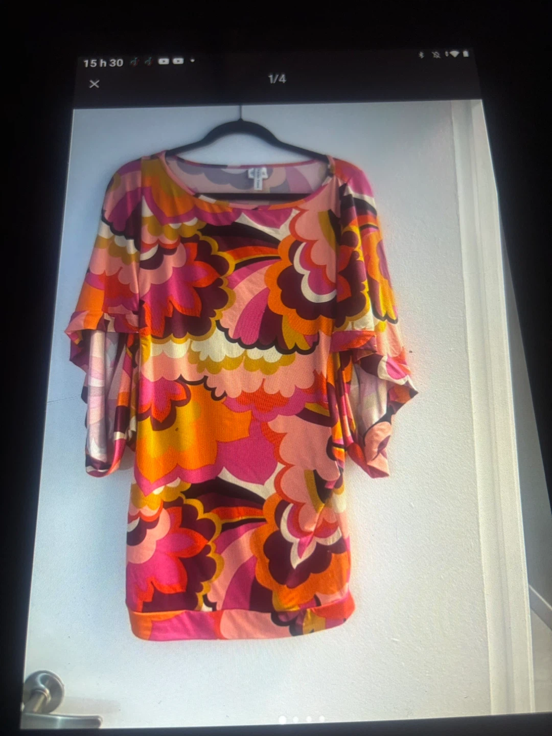 Robe Trina Turk à imprimé psychédélique