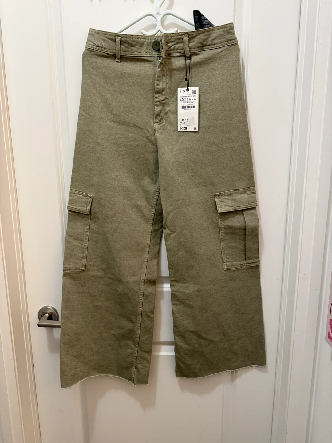 ZARA Olive Green Cargo Pants Size 8 (New with tag)