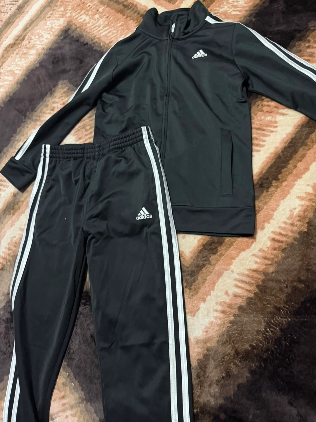 Adidas Tracksuit Set - photo 2