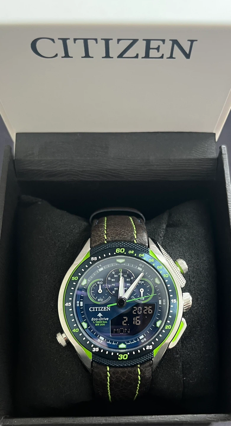 Citizen Eco-Drive Chronograph Watch - photo 3