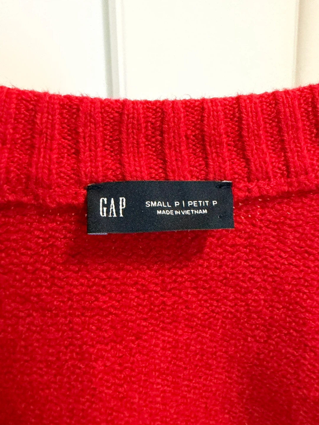 GAP Red Button-Up Cardigan - Size Small Petite - photo 3