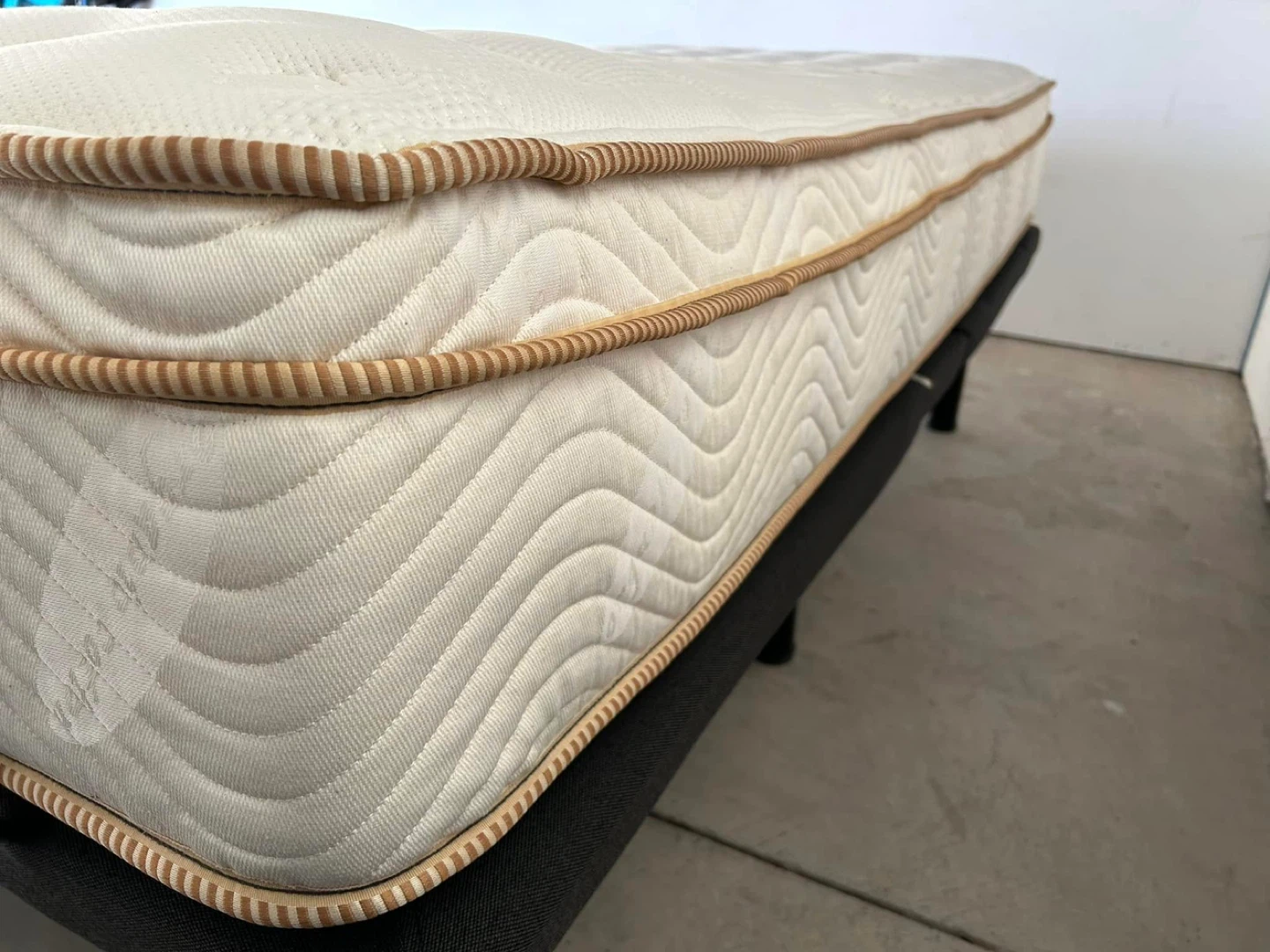 Saatva Classic Twin XL Mattress - photo 3