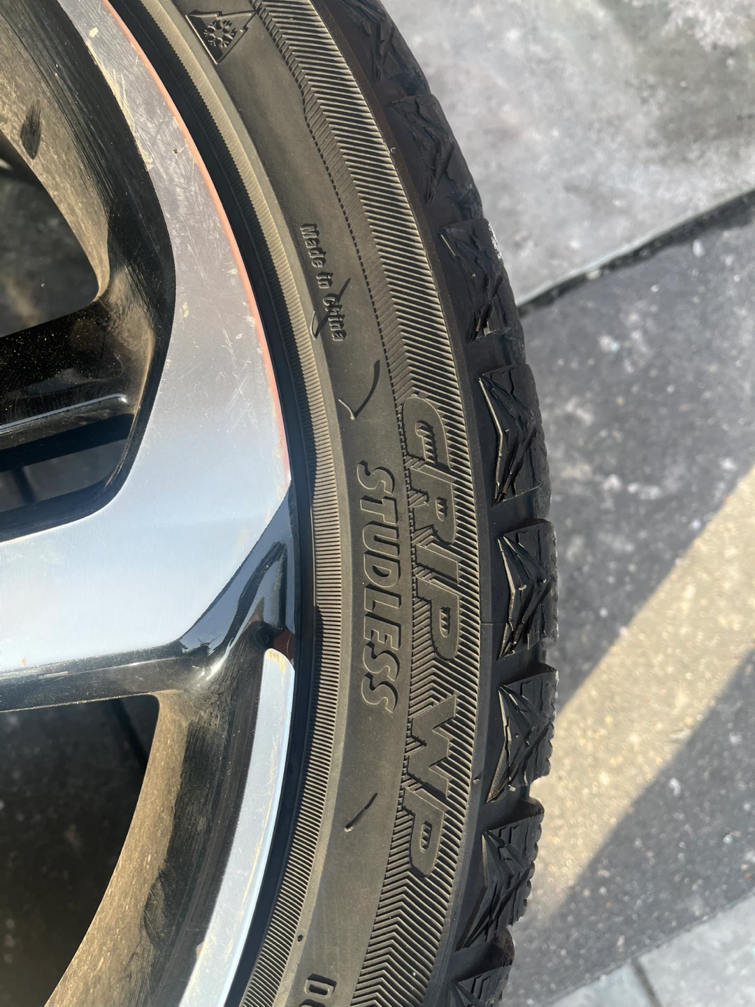 Honda Accord 19” rims and winter tires (x4) - photo 3
