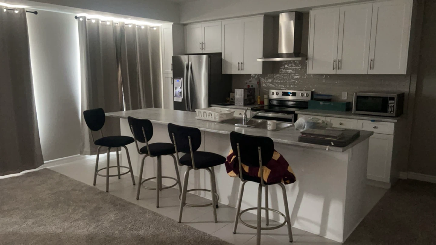 Set of 4 Black Swivel Bar Stools