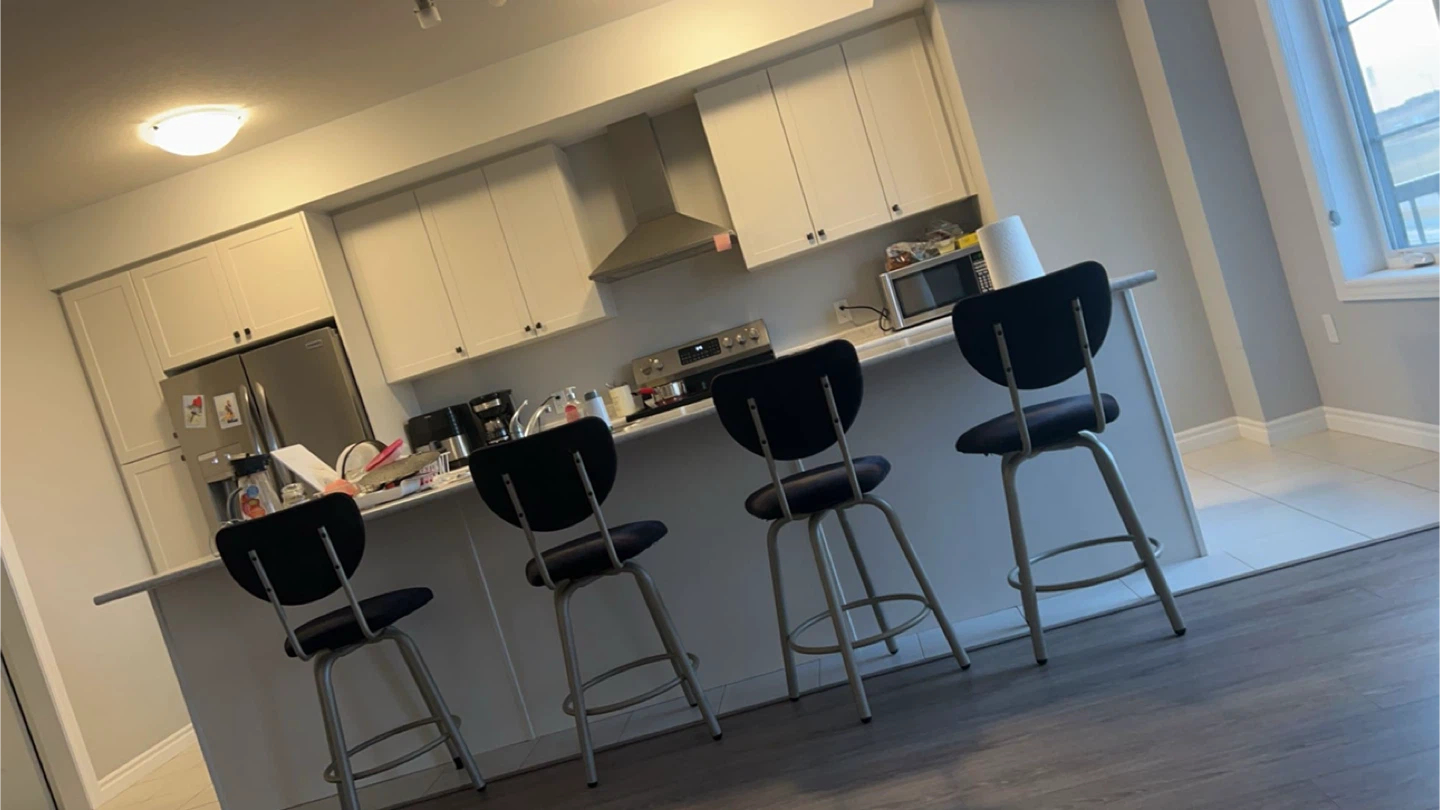 Set of 4 Black Swivel Bar Stools - photo 2