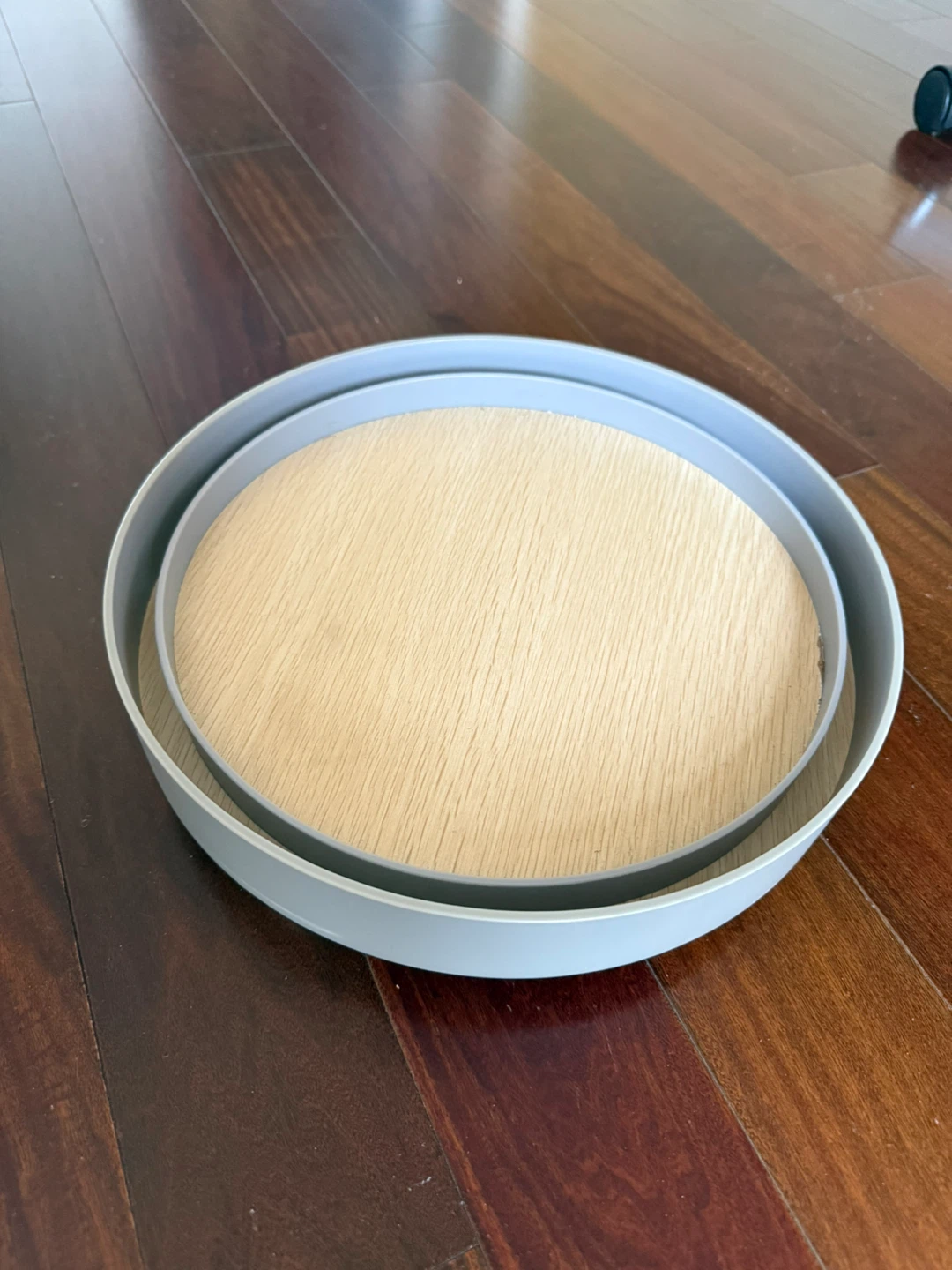 Round Serving Tray Set - Grey & Wood Grain - photo 4