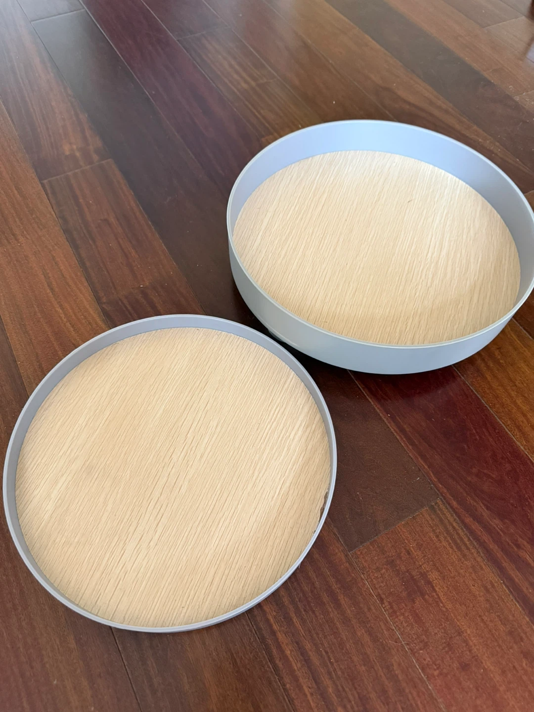 Round Serving Tray Set - Grey & Wood Grain
